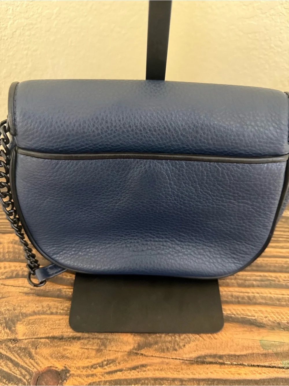 Michael Kors Pebbled Leather Flap Crossbody – Navy Blue | Gunmetal Hardware | Ra